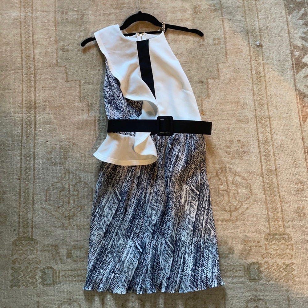 Self portrait dress size 4